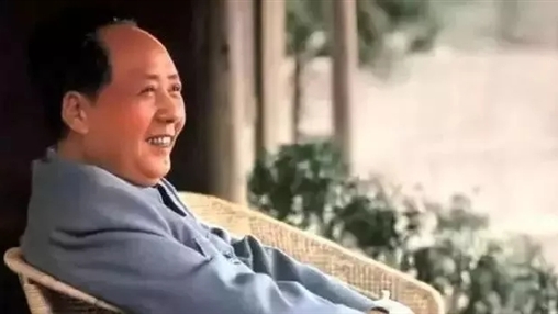 紀(jì)念毛澤東同志誕辰126周年！致敬一代偉人！